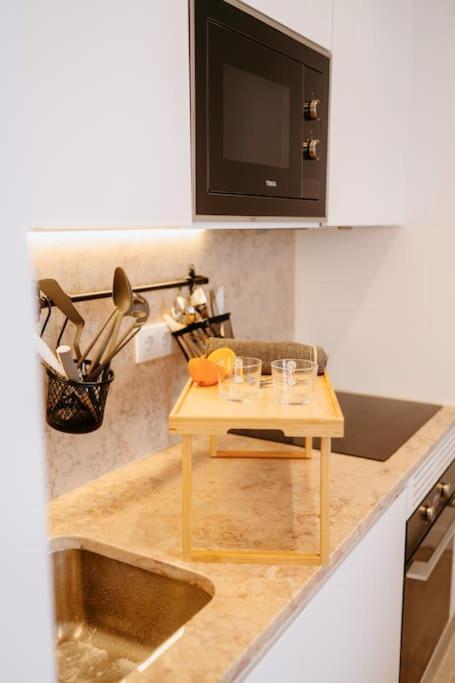 Lisbon Orange House - Beautiful Two-Bedroom Apartment 1D Kültér fotó